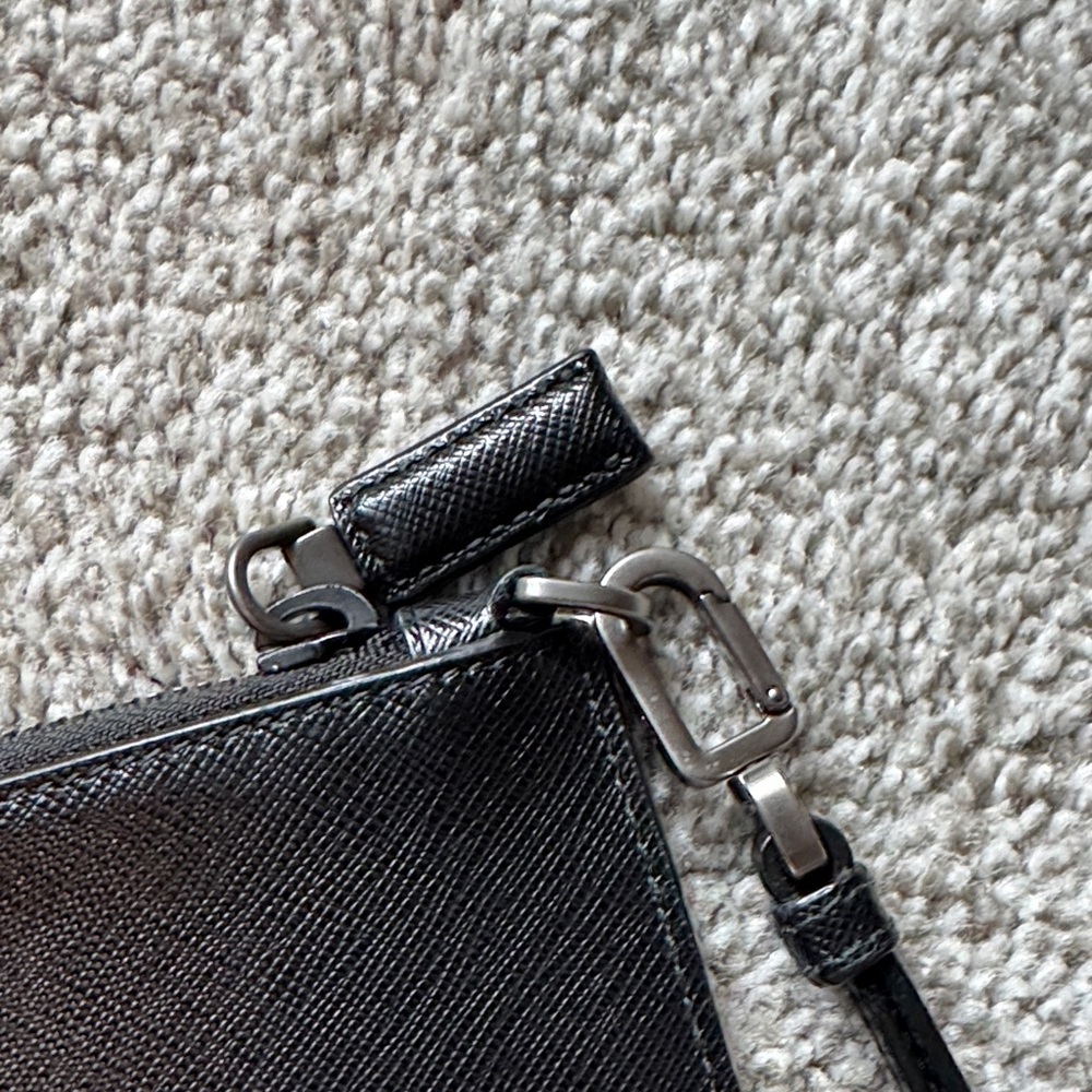 Prada black saffiano Clutch - Picture 5 of 10
